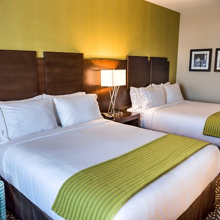 Holiday Inn Express & Suites Spruce Grove - Stony Plain By Ihg Exterior photo