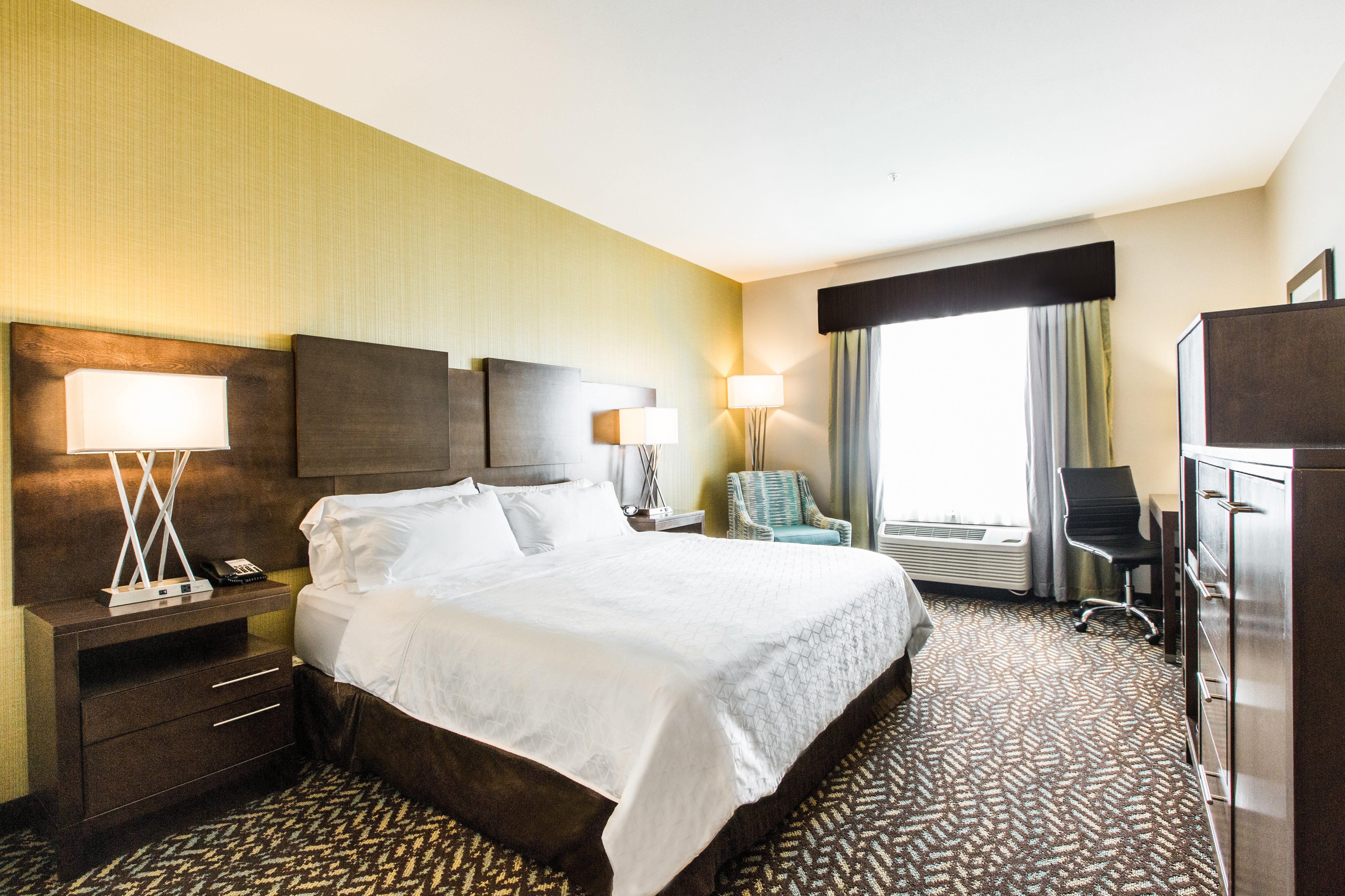 Holiday Inn Express & Suites Spruce Grove - Stony Plain By Ihg Exterior photo