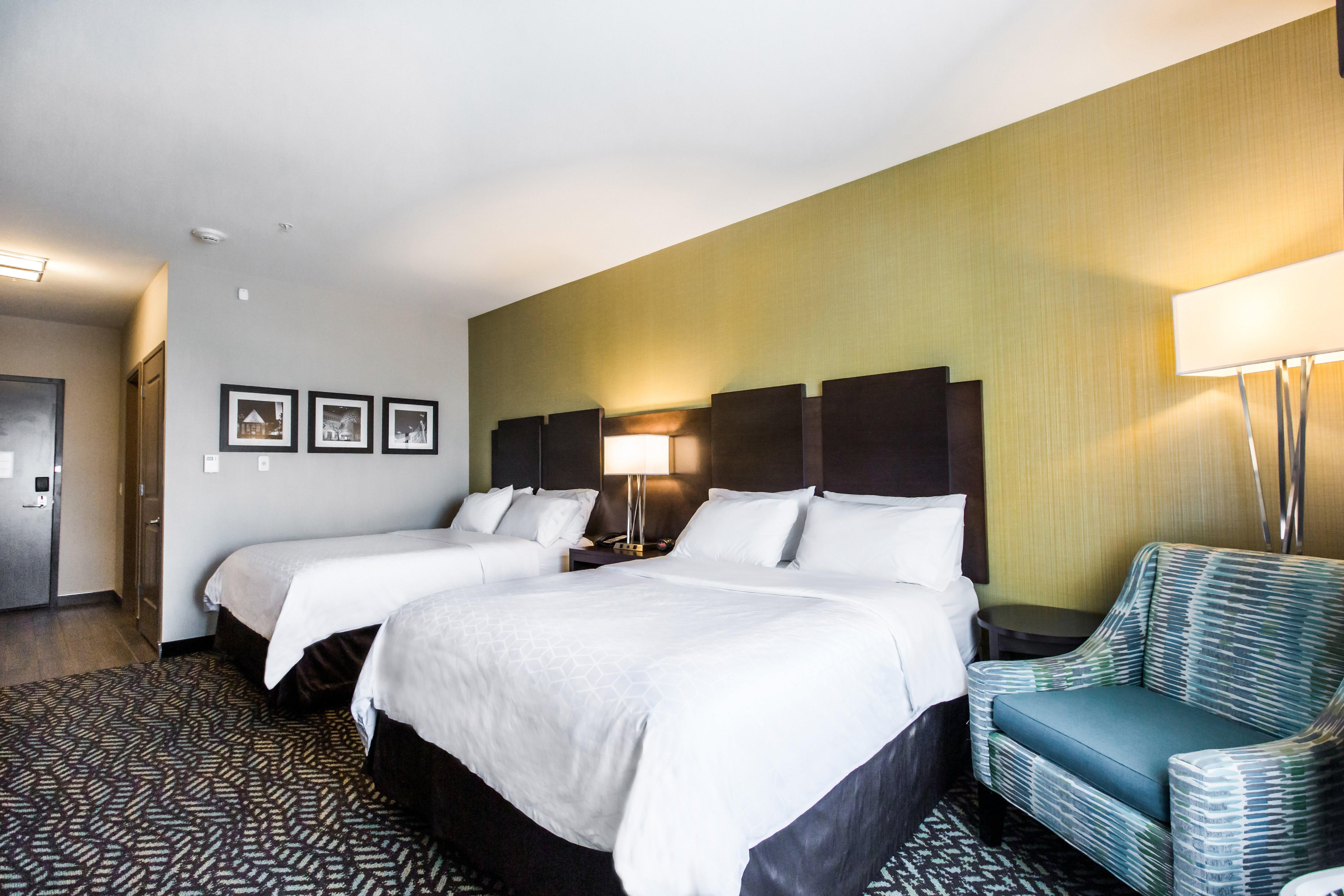 Holiday Inn Express & Suites Spruce Grove - Stony Plain By Ihg Exterior photo