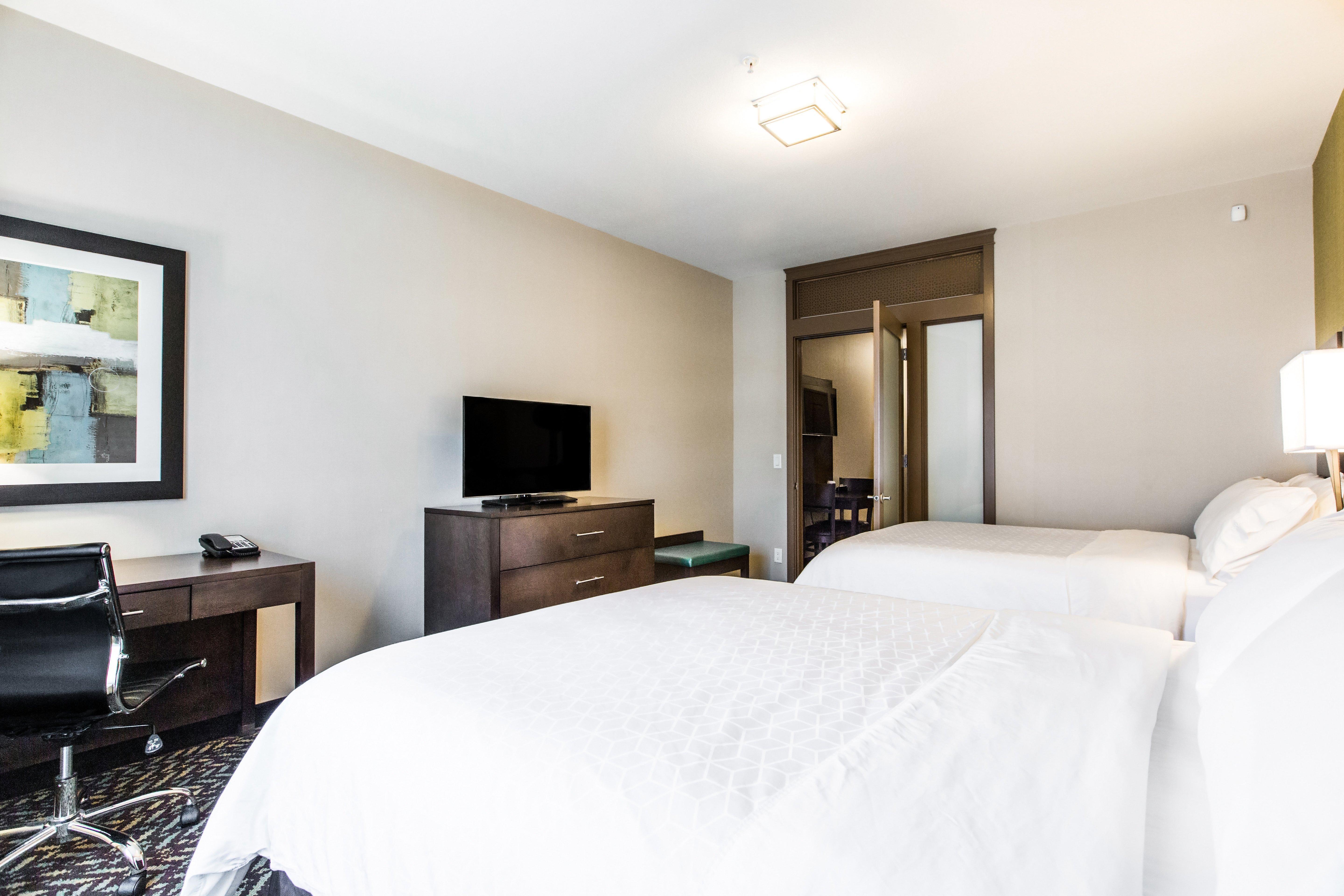 Holiday Inn Express & Suites Spruce Grove - Stony Plain By Ihg Exterior photo