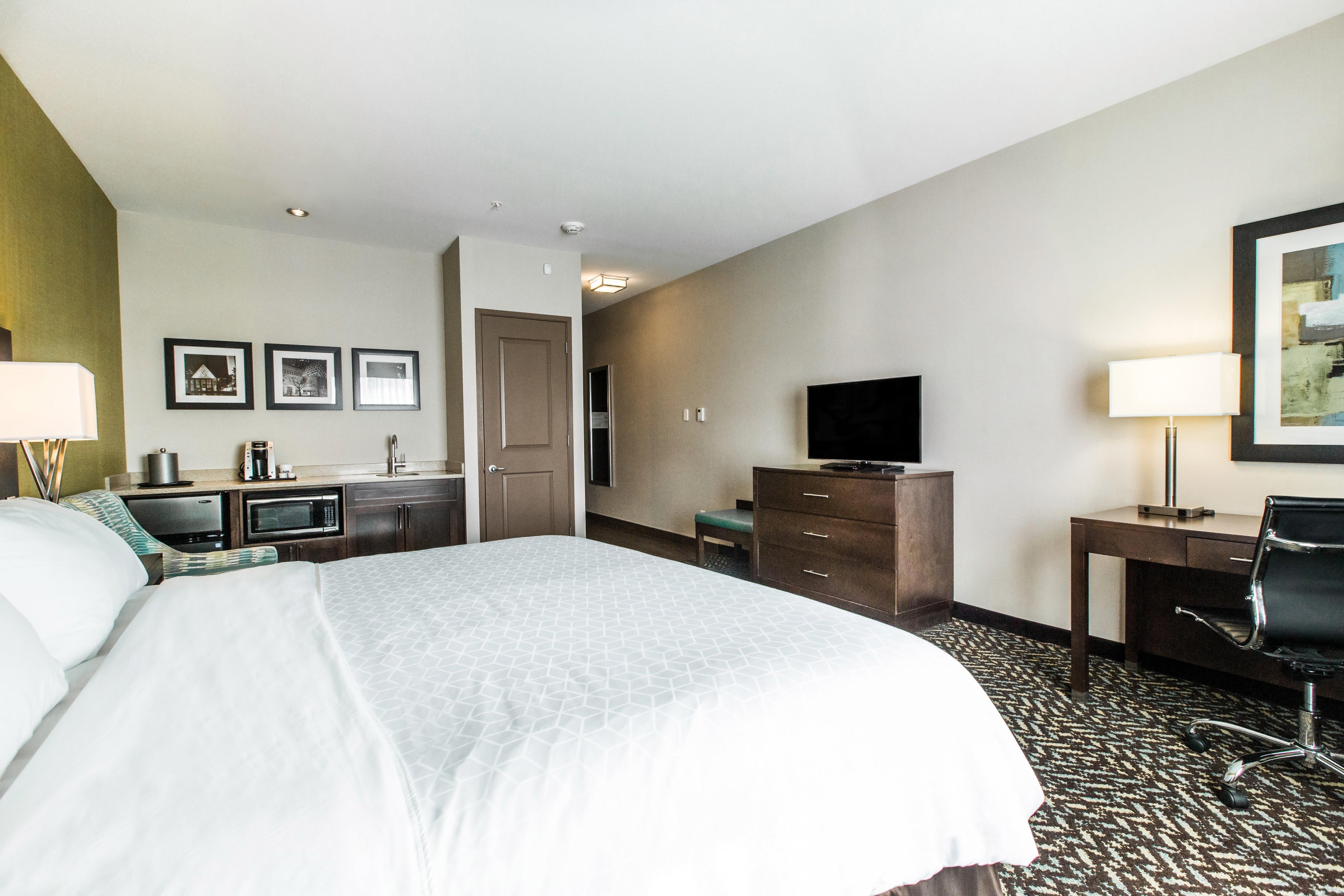 Holiday Inn Express & Suites Spruce Grove - Stony Plain By Ihg Exterior photo